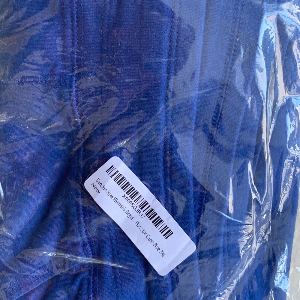 Danskin Now Capris